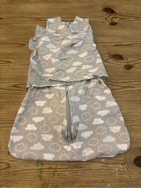 Halo Gray and White Cloud Print Sleep Sack with Front Zipper